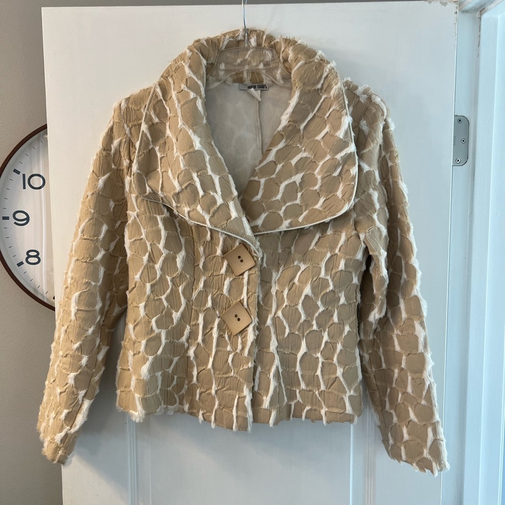 Design Todays vintage jacket size L made in America